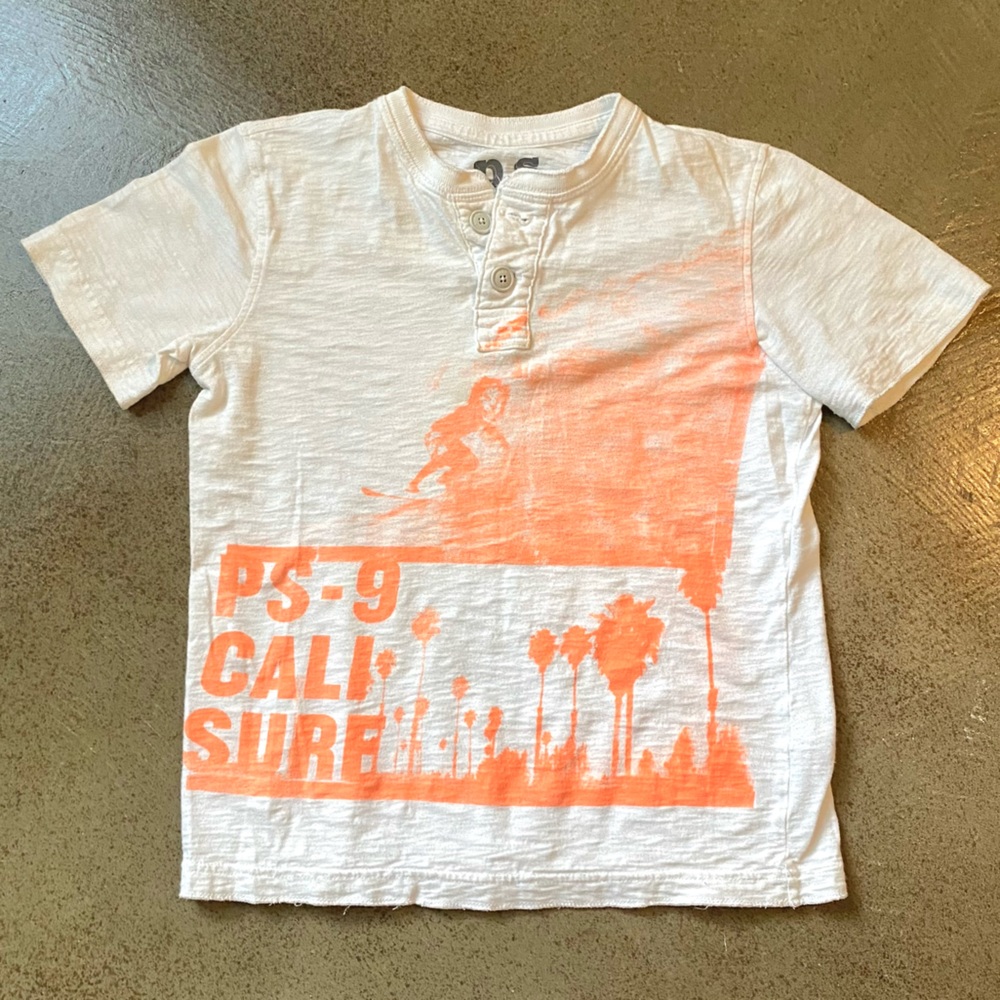 Aeropostale Cali Surf Graphic Tee. Boys Large, 12.